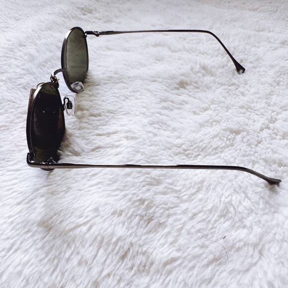 Blaine Bright Green Polarized Mirrored Sunglasses - Picture 9 of 14